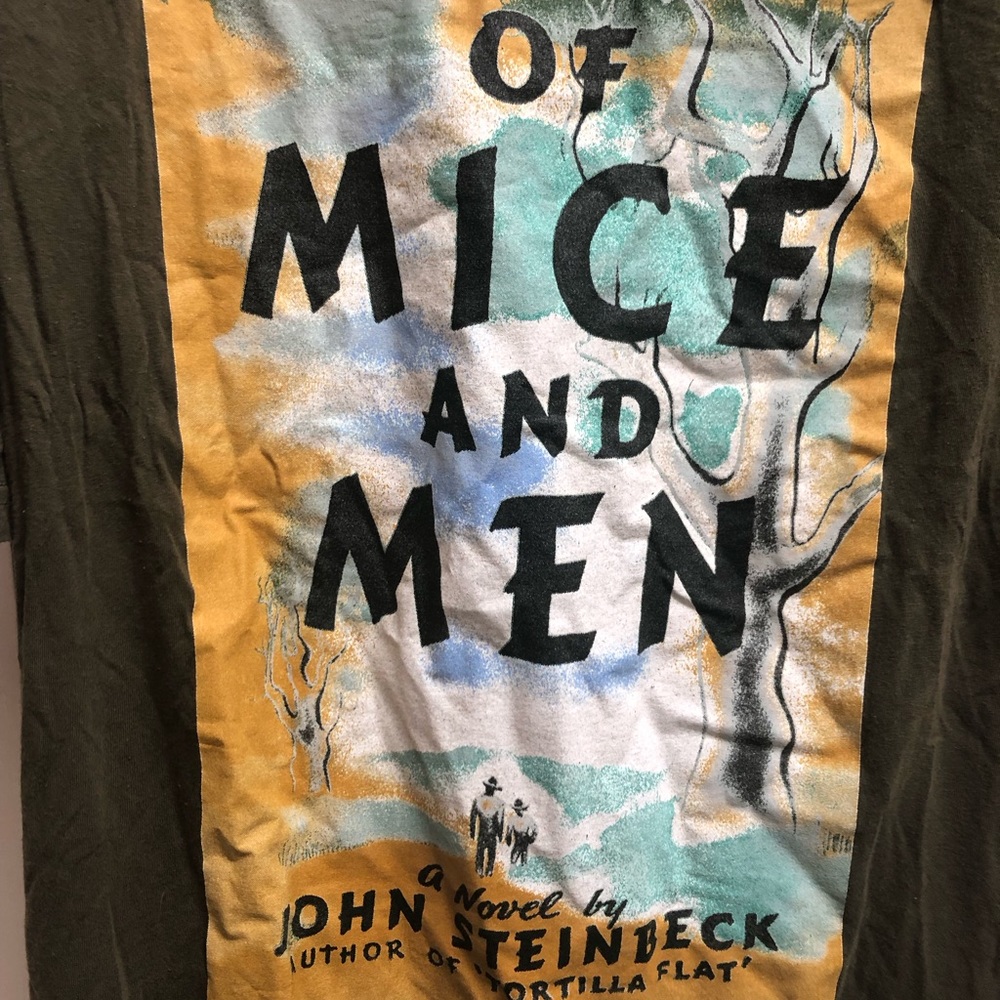 XXL Graphic T: John Steinbeck Of Mice and Men. Super cool. EUC